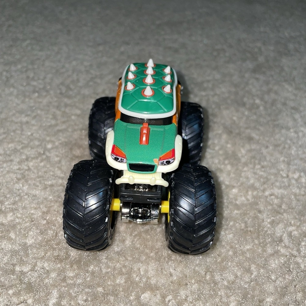 Hot Wheels Monster Trucks Bowser Super Mario Nintendo 1:64 Scale Diecast Toy